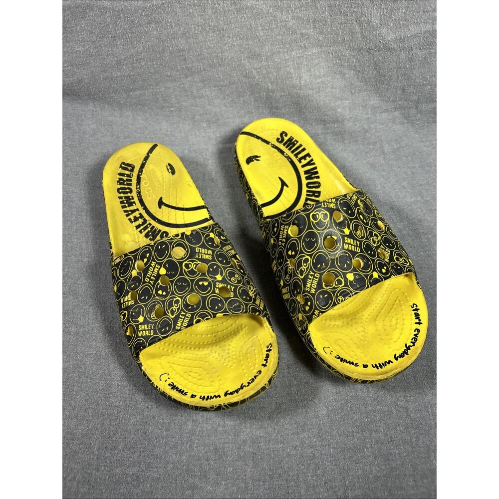 CROCS CLASSIC Black Yellow SMILEY WORLD w/ Jibbitz Men’s 11 Slide Sandal